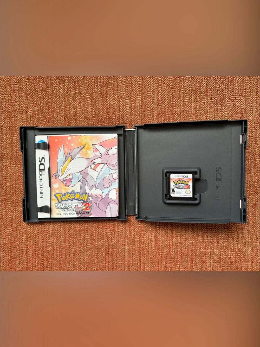 Nintendo Pokémon White Version 2
